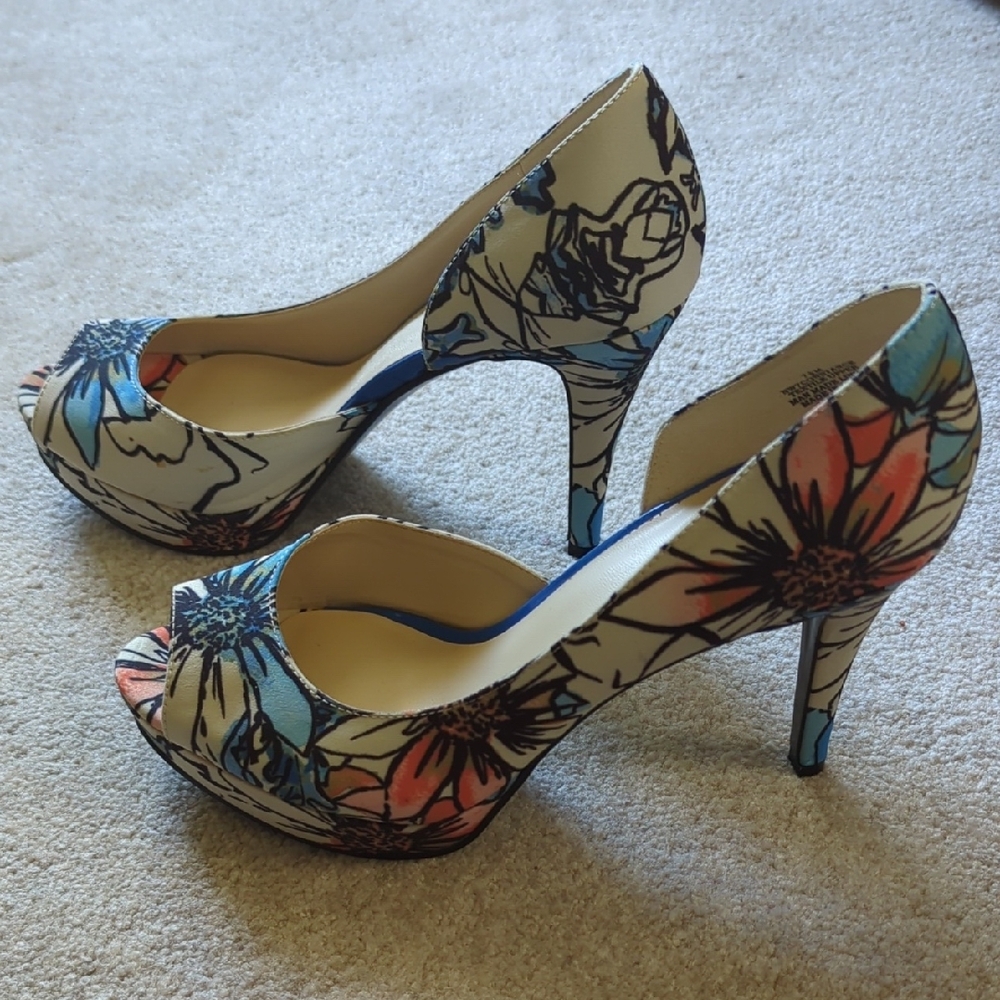 NWOT Nine West Constance Cream, Blue and Orange Floral Peep Toe Heels, Sz 7.5 - Picture 6 of 8